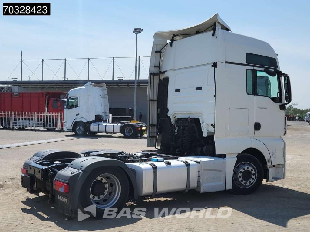 Man TGX 18.500 4X2 Mega Retarder 2x Tanks Standklima ACC Photo 5