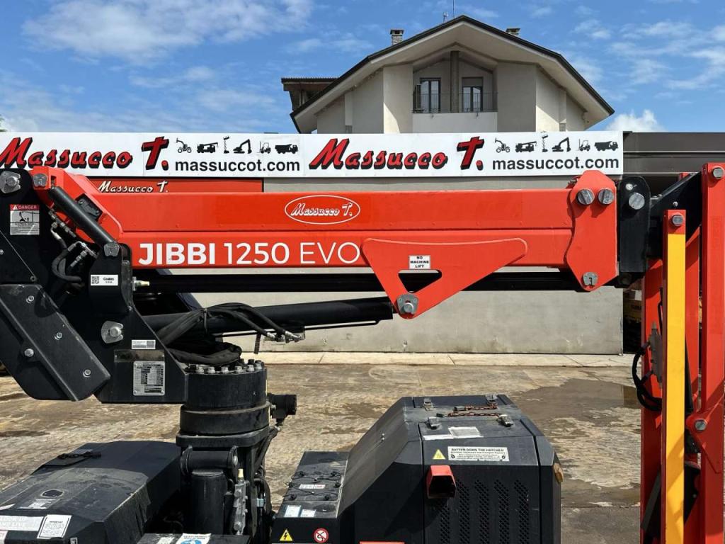 Almacrawler Jibbi 1250 EVO Photo 12