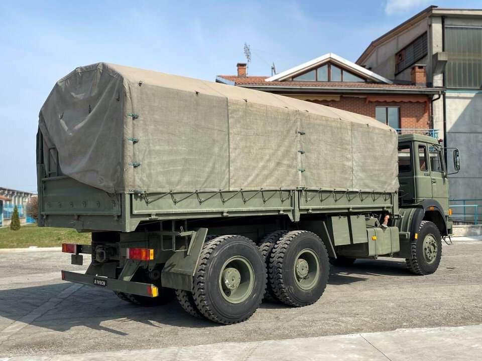 Iveco 260-35 Photo 13