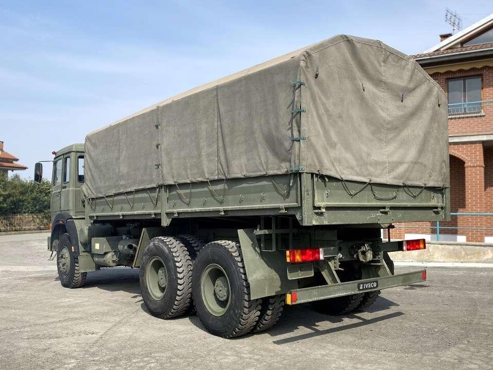 Iveco 260-35 Photo 3