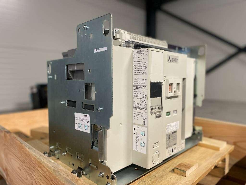 Mitsubishi Circuit breaker 3200A - AE3200-SW 4P - DPX-12648 Photo 2