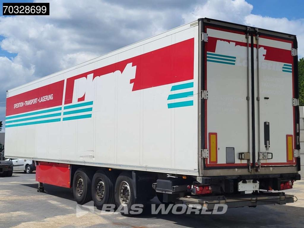Schmitz SCB*S3B Tailgate 250x270cm Photo 2