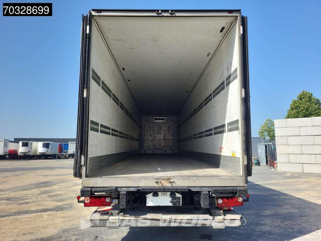 Schmitz SCB*S3B Tailgate 250x270cm Photo 8