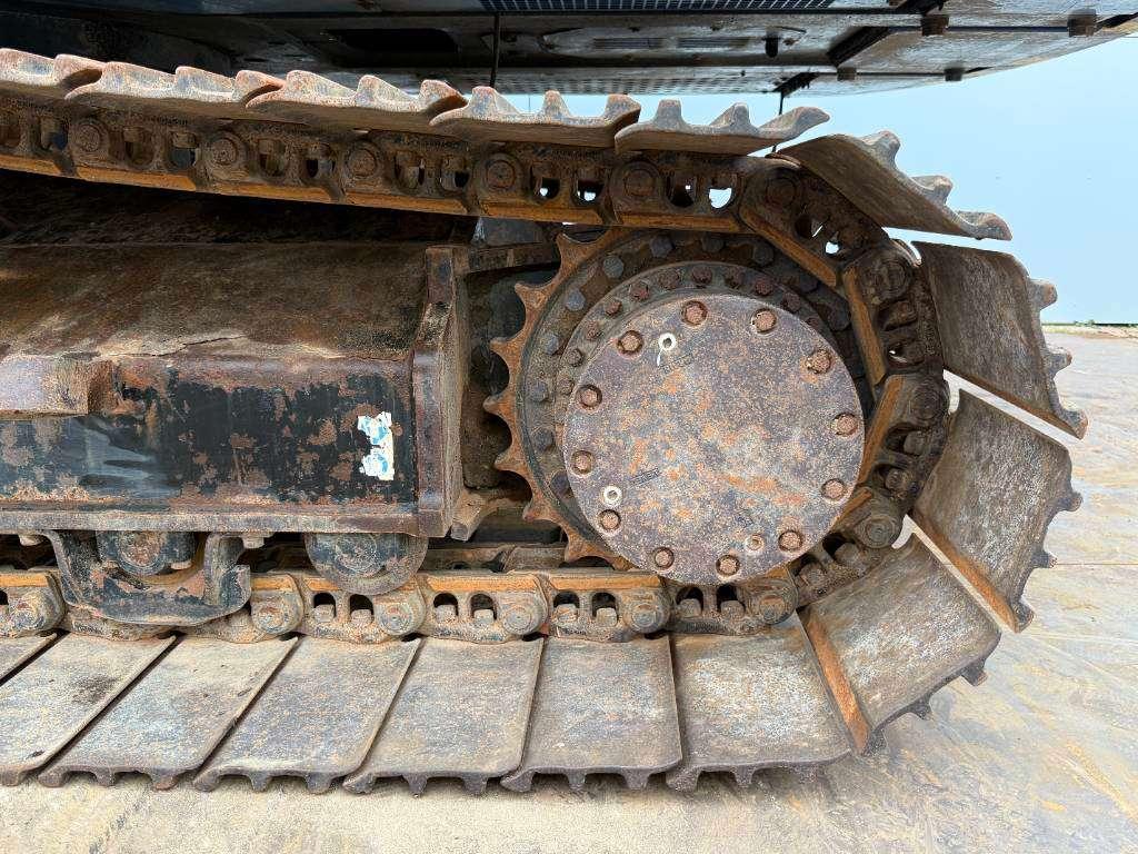 Hitachi ZX250LC-6 - Hammer Lines / Isuzu Engine Photo 25