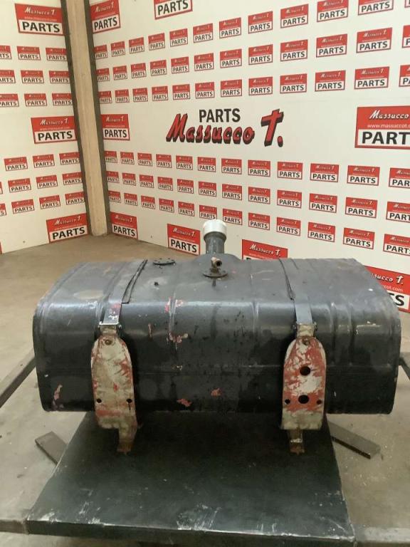Diesel tank Photo 3