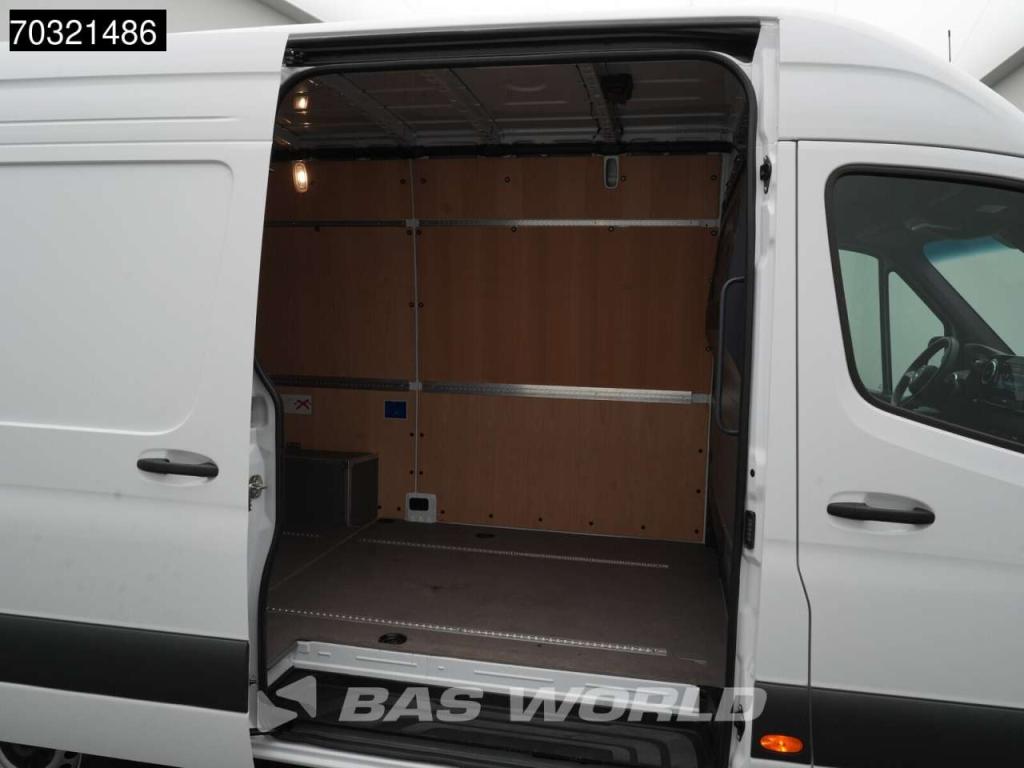 Mercedes-Benz Sprinter 317 CDI Nieuw Model Automaat 170PK L2H2 LED Navi Airco Cruise Camera Parkeersensoren 10inc Photo 11
