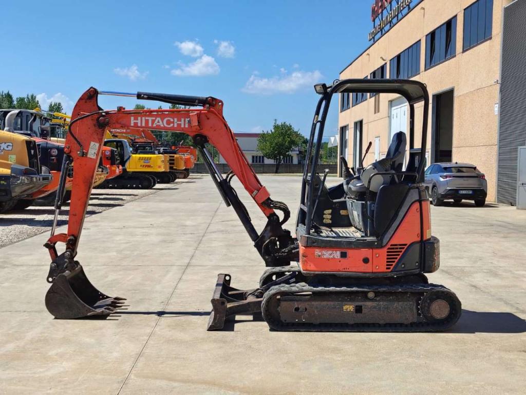 Hitachi ZX 29U-3 YLR Photo 1