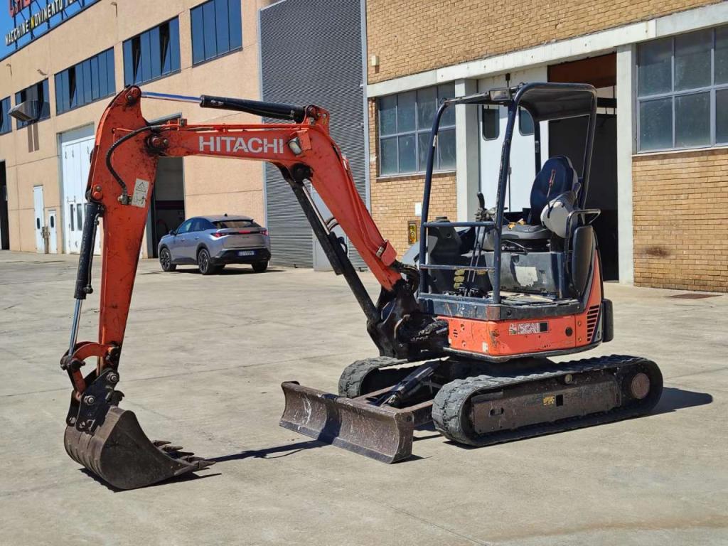 Hitachi ZX 29U-3 YLR Photo 2