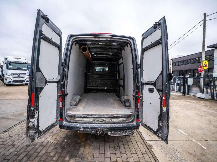 Volkswagen CRAFTER 2.0 TDI - 70 536 KM Photo 15