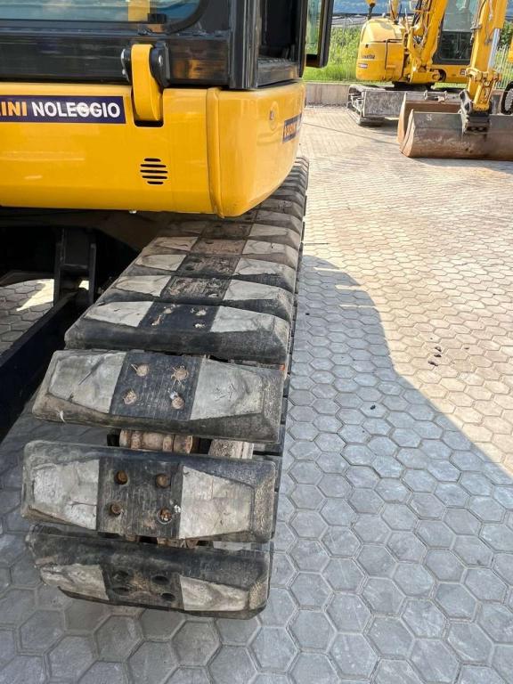 Komatsu PC80MR-5E0 Photo 7
