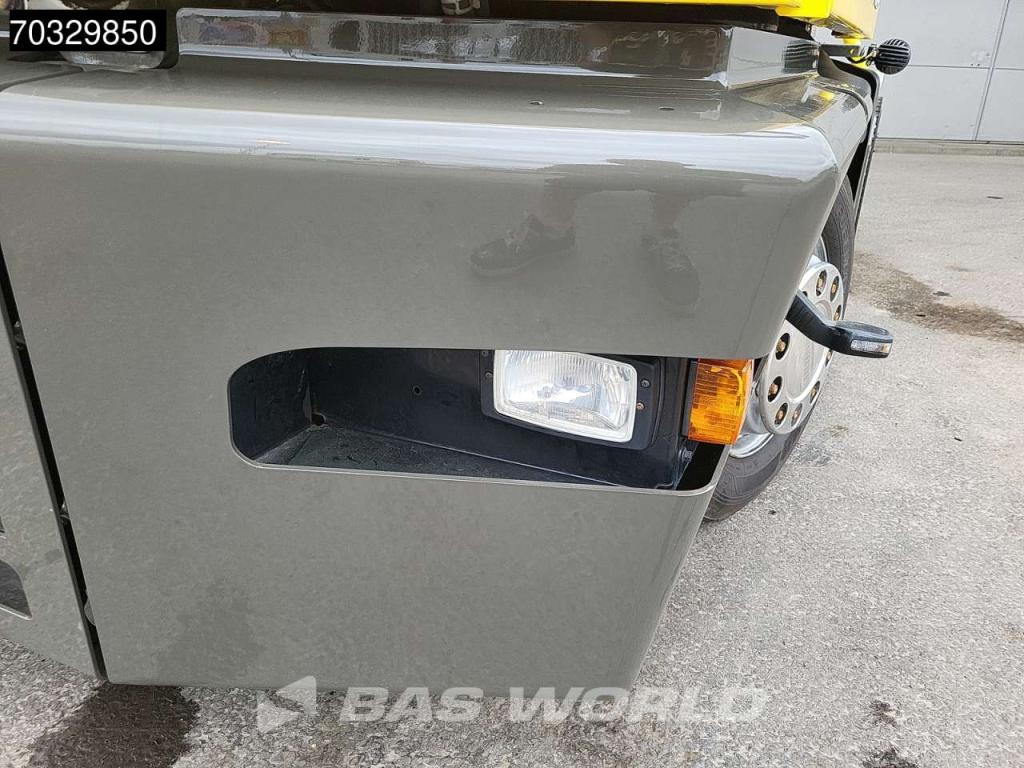 Terberg YT223 4X2 Big-Axle Hebesattel Photo 11