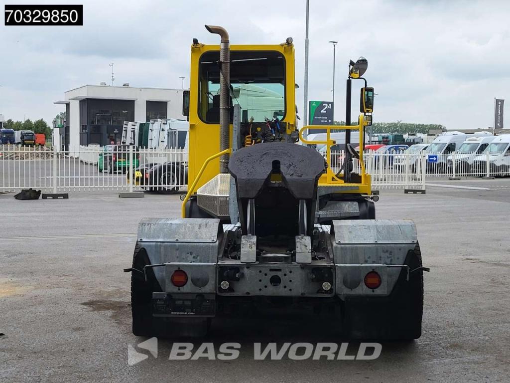 Terberg YT223 4X2 Big-Axle Hebesattel Photo 12
