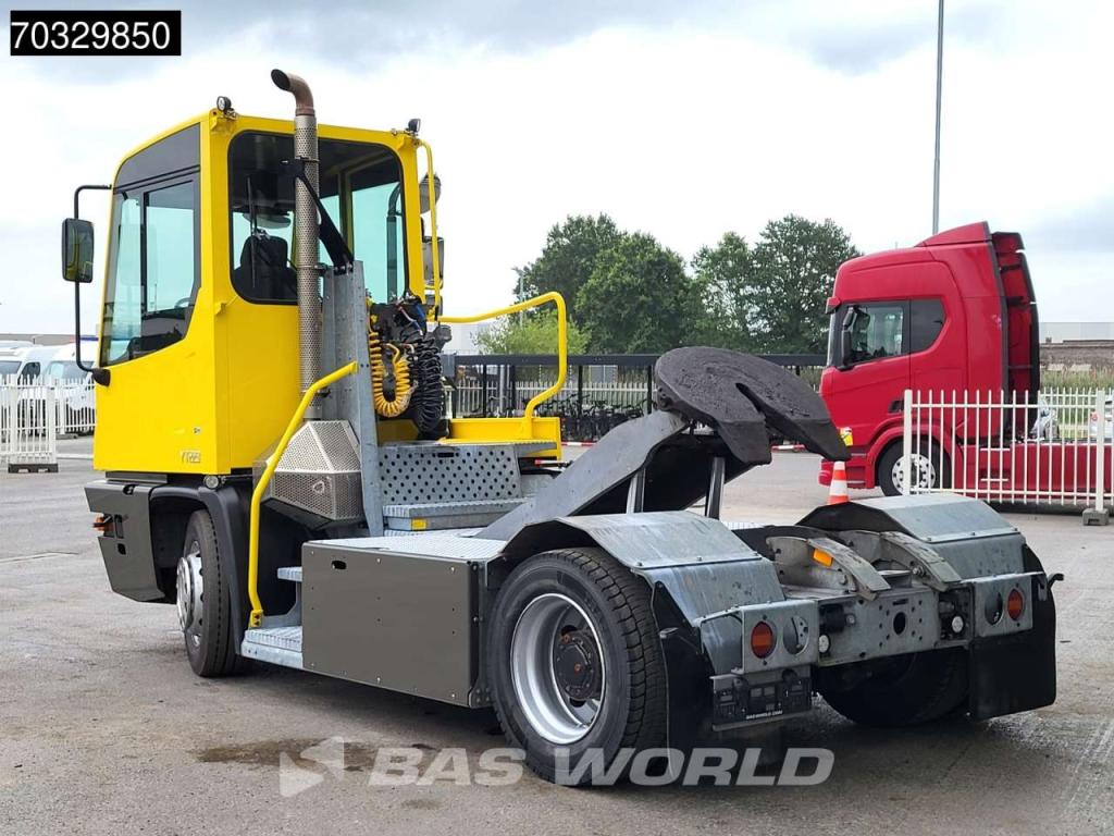Terberg YT223 4X2 Big-Axle Hebesattel Photo 2