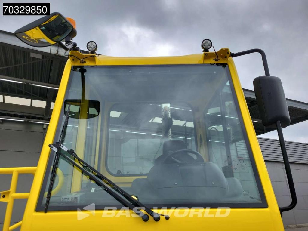 Terberg YT223 4X2 Big-Axle Hebesattel Photo 8