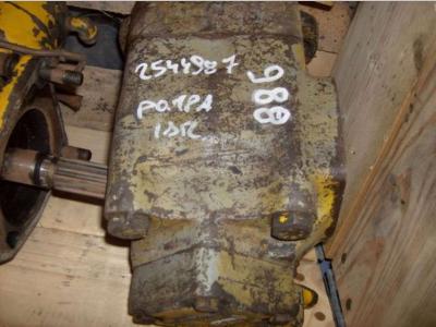 Hydraulic pump for Caterpillar 988 sold by CERVETTI TRACTOR Srl