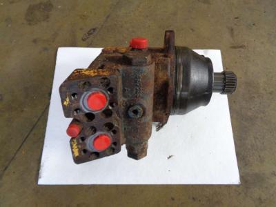 Track motor for Liebherr 912 sold by PRV Ricambi Srl