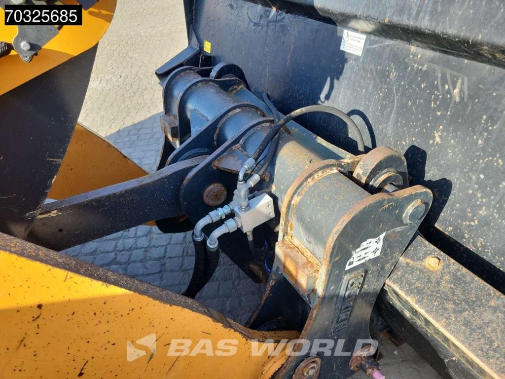 Case 921 G XR HIGH TIP BUCKET Photo 16