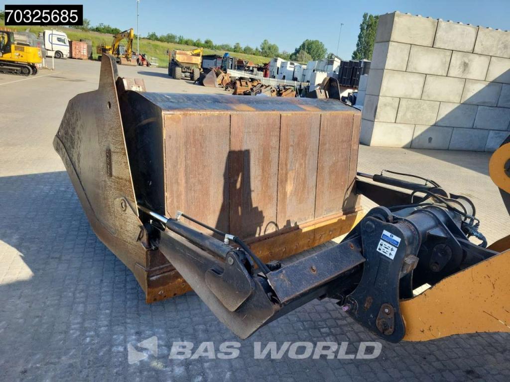 Case 921 G XR HIGH TIP BUCKET Photo 18