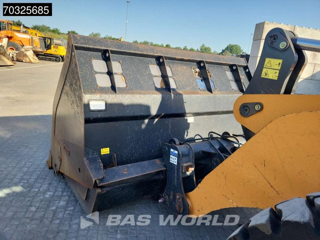 Case 921 G XR HIGH TIP BUCKET Photo 20