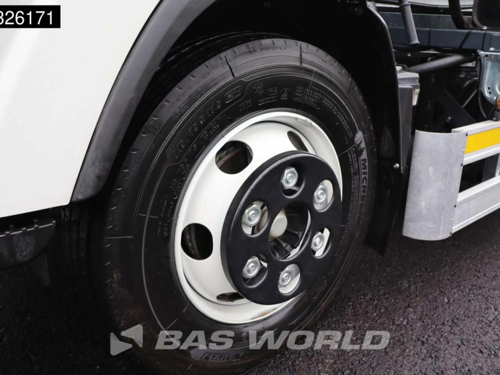 Isuzu P 75 4X2 Photo 24