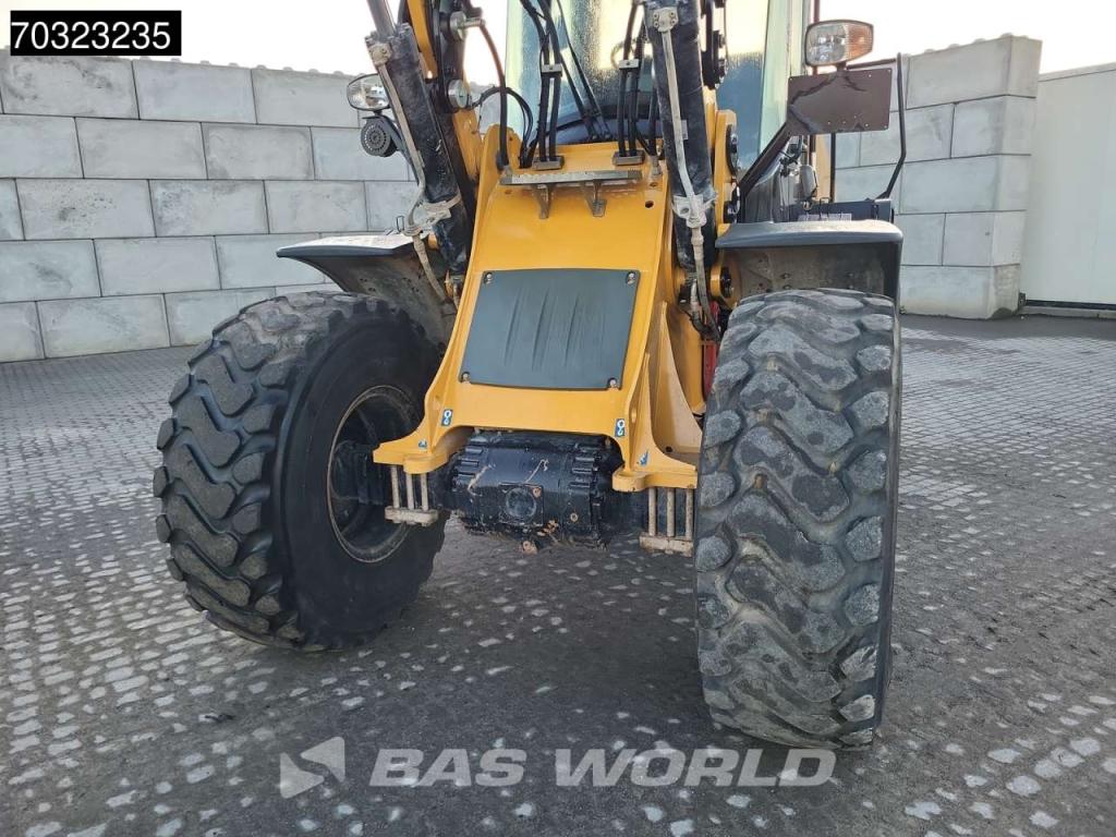 Liebherr L538 Quick Coupler Photo 11