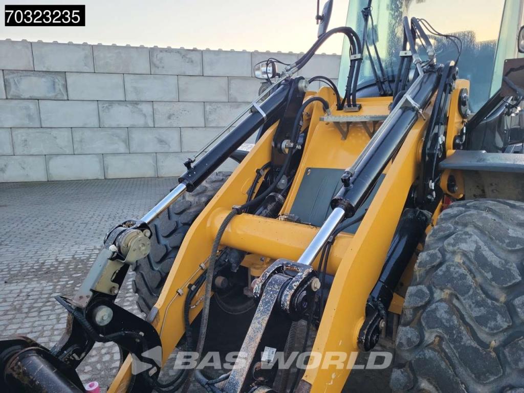 Liebherr L538 Quick Coupler Photo 13
