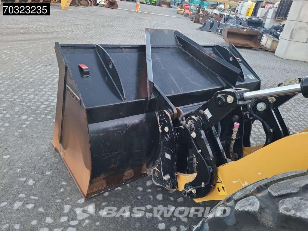 Liebherr L538 Quick Coupler Photo 15