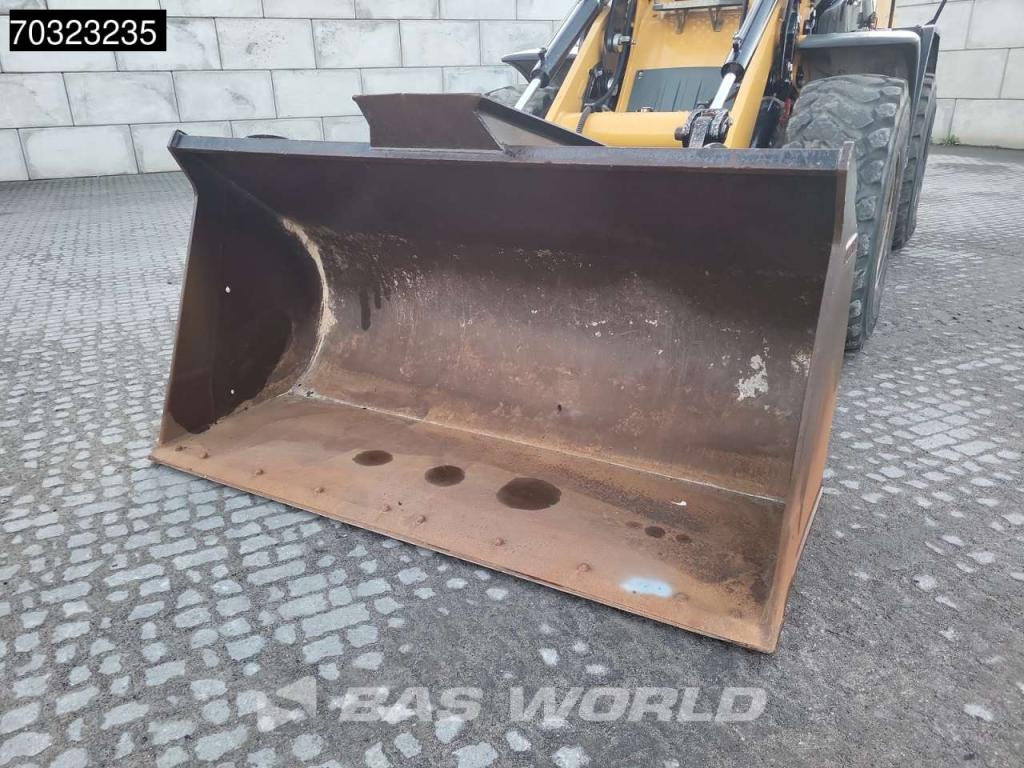 Liebherr L538 Quick Coupler Photo 16