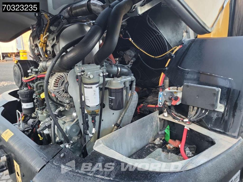 Liebherr L538 Quick Coupler Photo 25