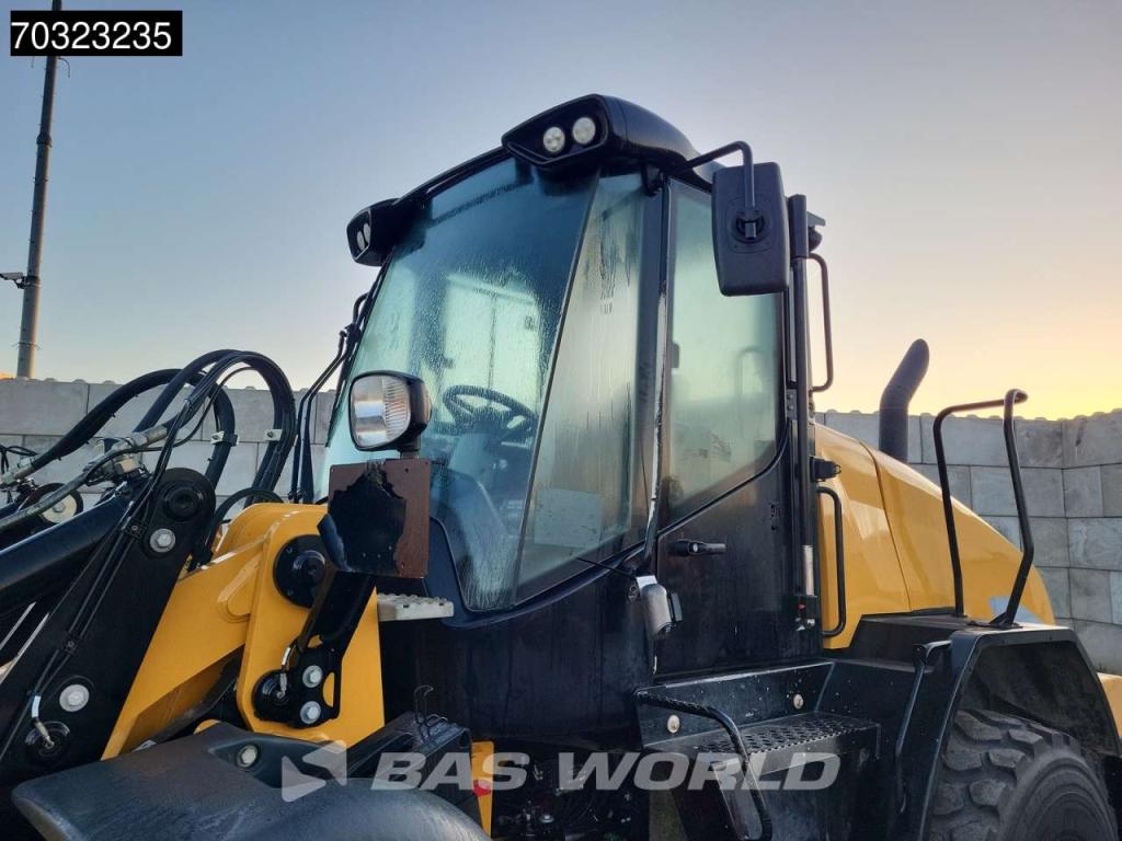 Liebherr L538 Quick Coupler Photo 27