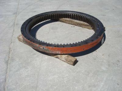 Slewing ring for PMI 834 sold by OLM 90 Srl