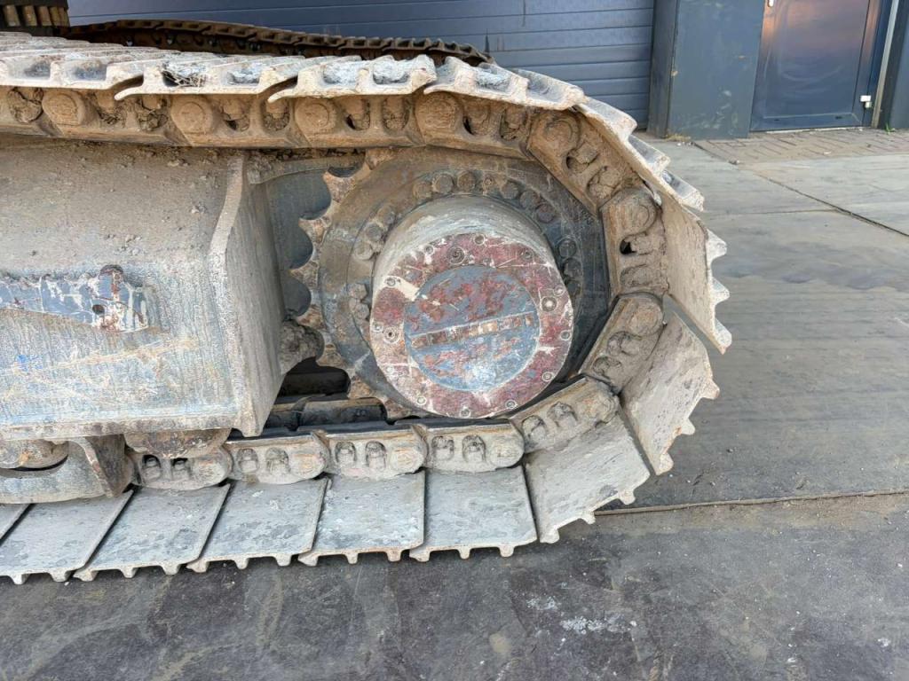 Liebherr R922LC Photo 12