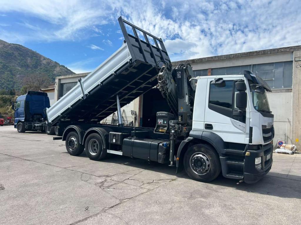 Iveco EUROCARGO 100E19 Photo 11
