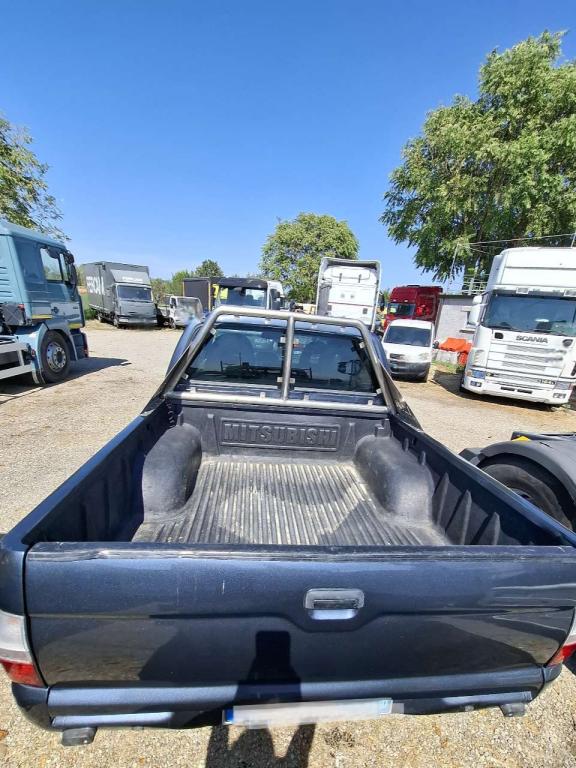 Mitsubishi L200 Photo 6