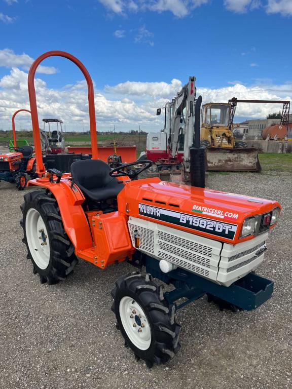 Kubota B 1902 Photo 1