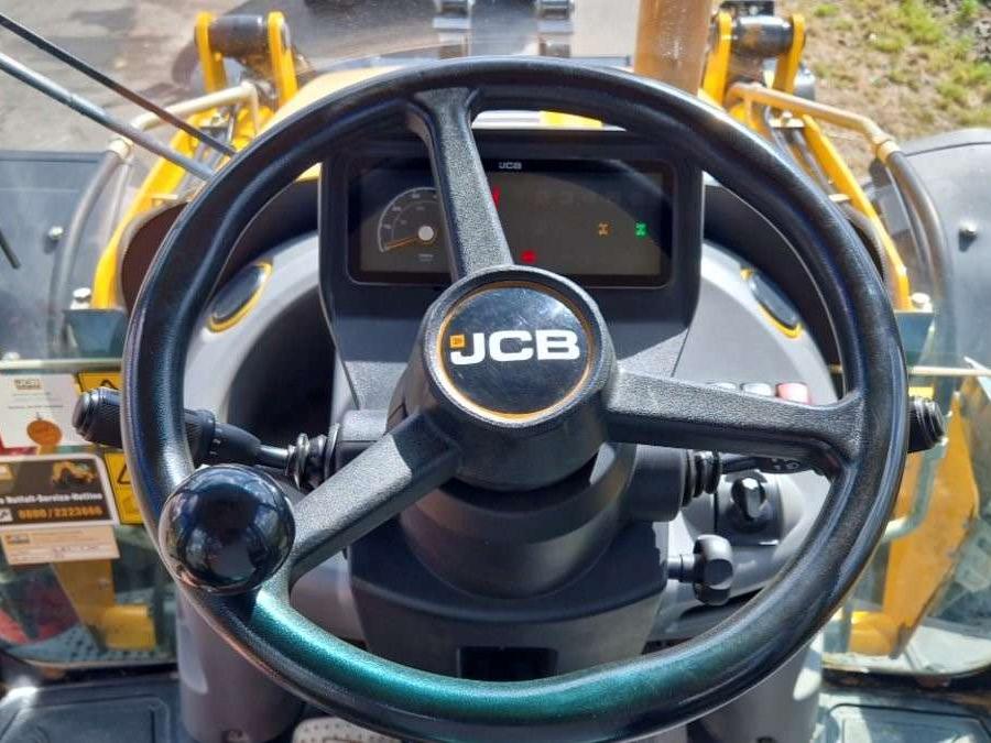 JCB 4CX Photo 11