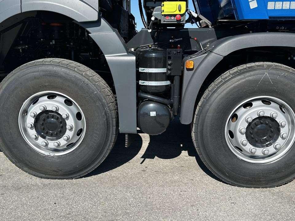Man TGS 41.520 8x4 Photo 10