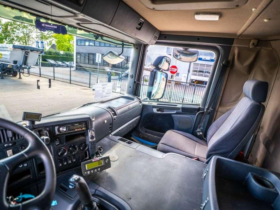 Scania P380 Photo 14