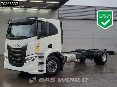 Iveco S-Way 340 4X2 NEW chassis! Automatic Navi ACC LED Euro 6 sold by BAS World B.V.