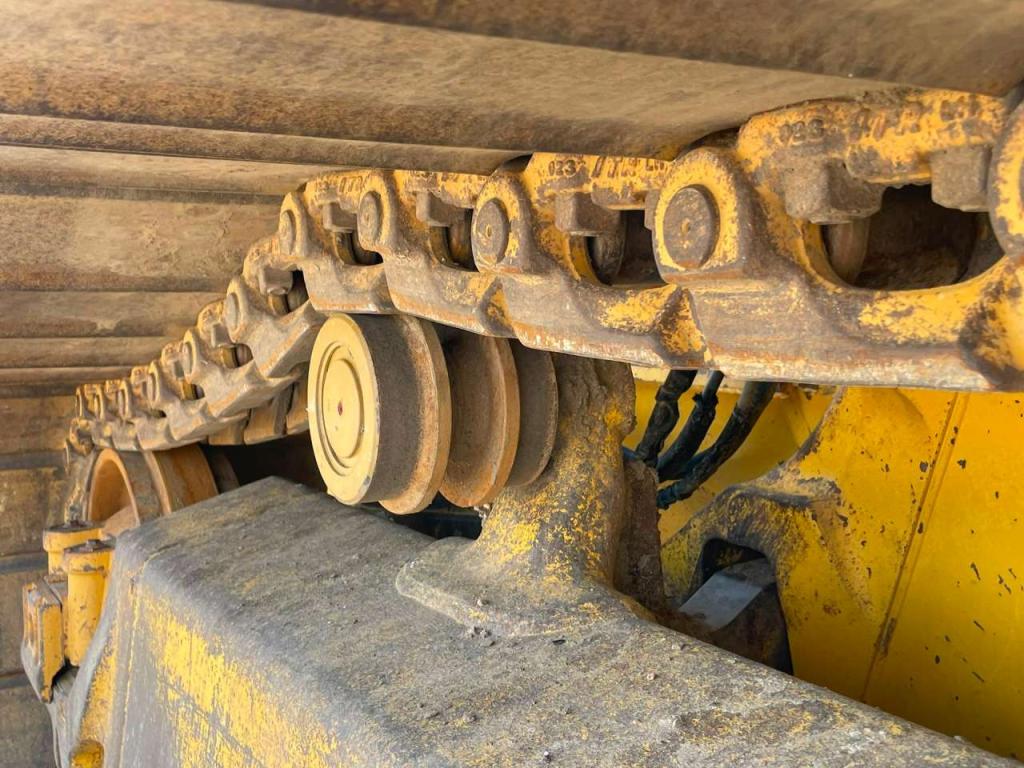 Komatsu D61PXi-24 Photo 14