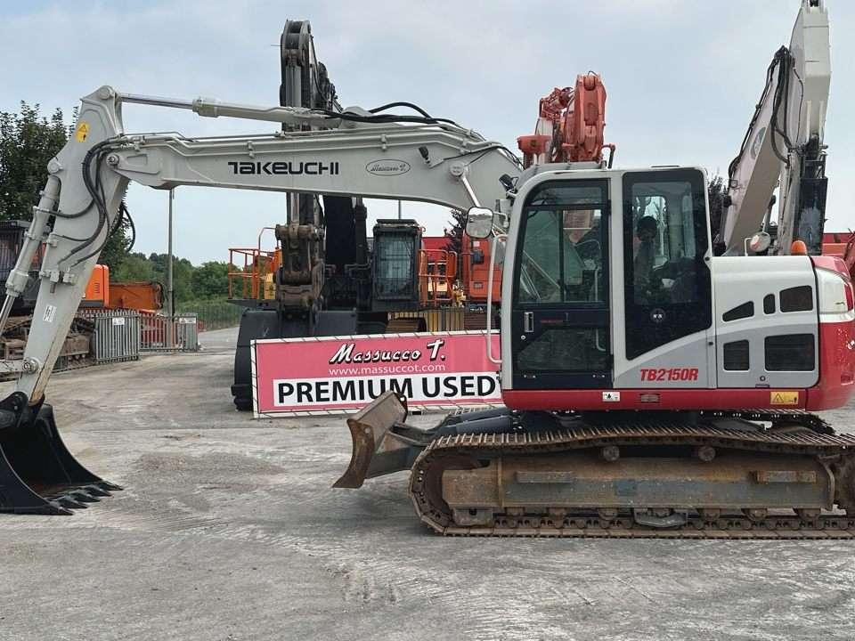 Takeuchi TB2150R Photo 2
