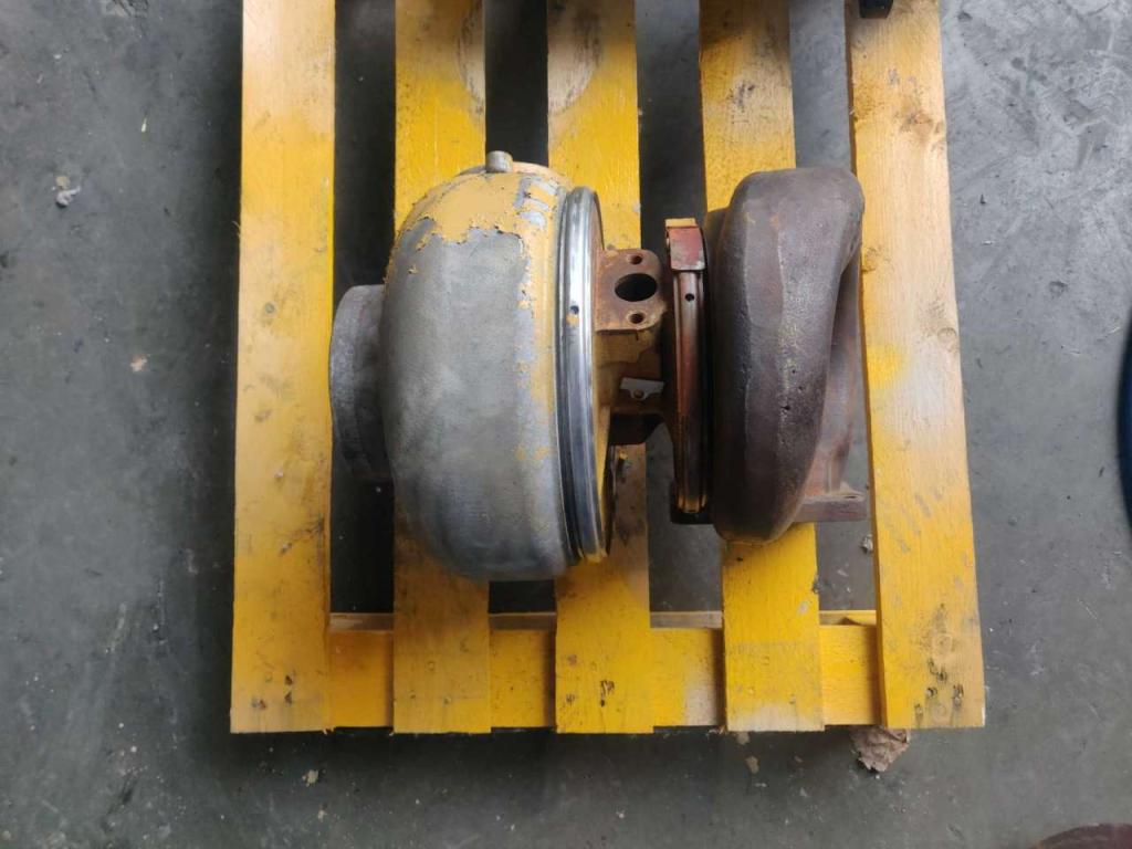 Turbocharger for Caterpillar D353D Photo 2
