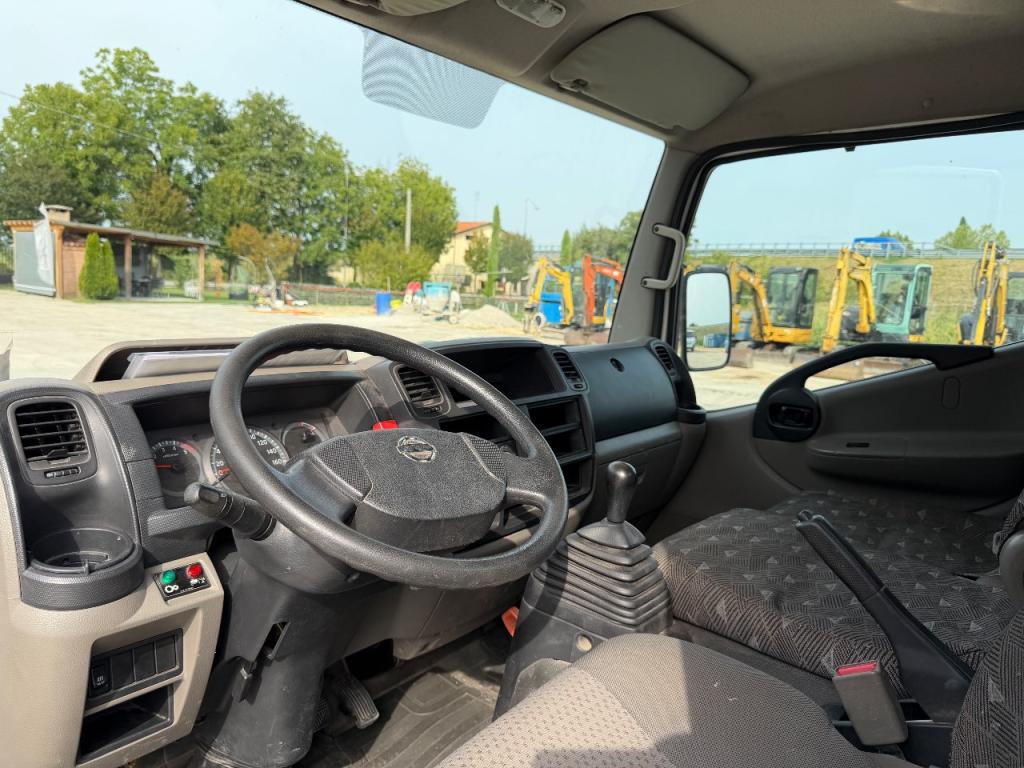Nissan CABSTAR 35.11 Photo 7