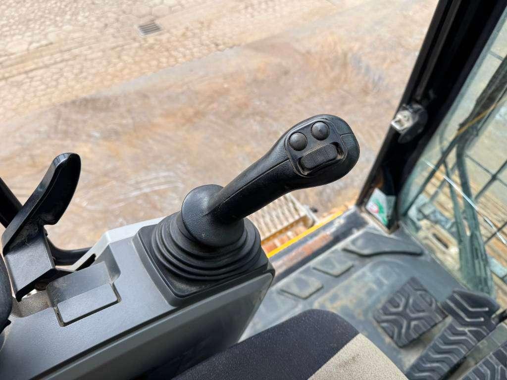 Caterpillar 336FL - Automatic Greasing / Hammer Lines Photo 13