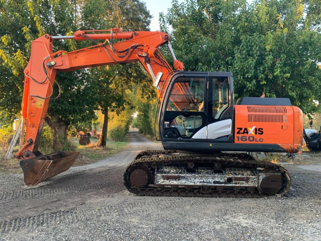 Hitachi ZX 160LC-5B Photo 1