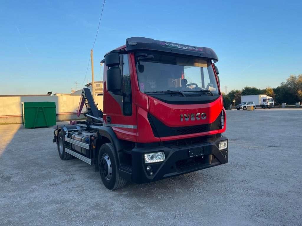 Iveco EUROCARGO 160E32 CON SCARRABILE NUOVO Photo 3