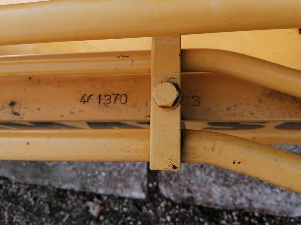 Komatsu PC180NLC-6 Photo 1