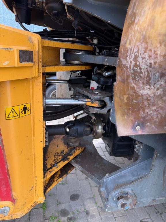 Liebherr 550 2plus2 Photo 8