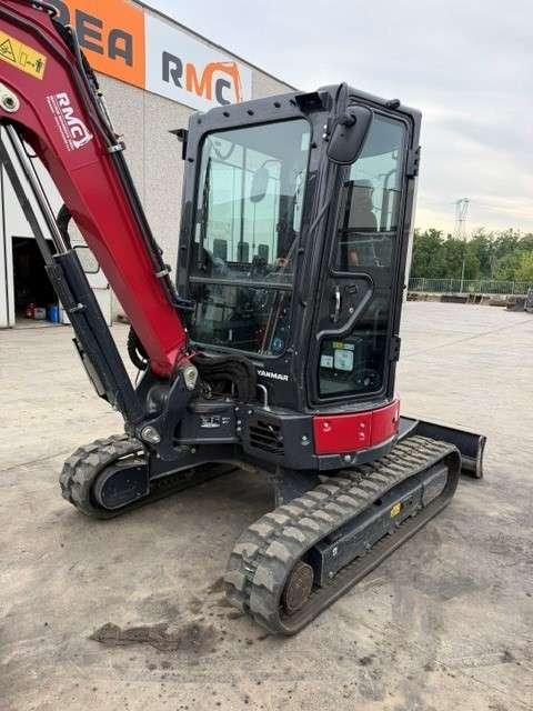 Yanmar VIO38-6 Photo 8