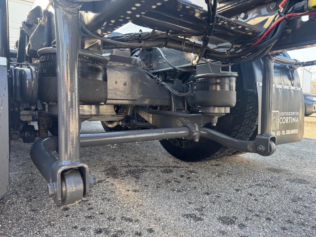 Daf XF 510 Photo 12